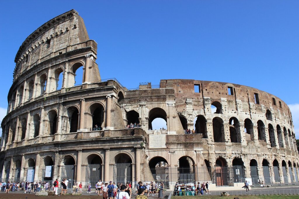 colosseum, rome, italia-422942.jpg